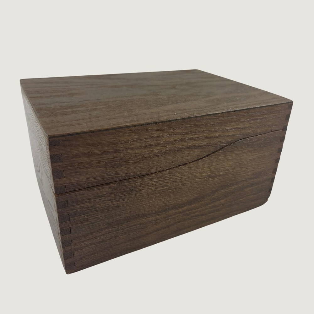 MCM Sleek Harry C Hedberg Wood Index Card Box Brown‎ Finger Jointed